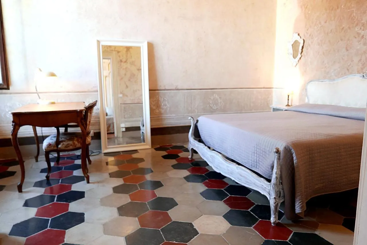 Apartment Appartamenti Oriuolo Florence Italy