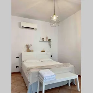 Unconventional Apartment: Centro Storico Con Bici Appartamento Mantova