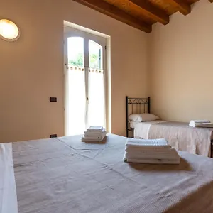  Farm stay Corte Salandini Italy